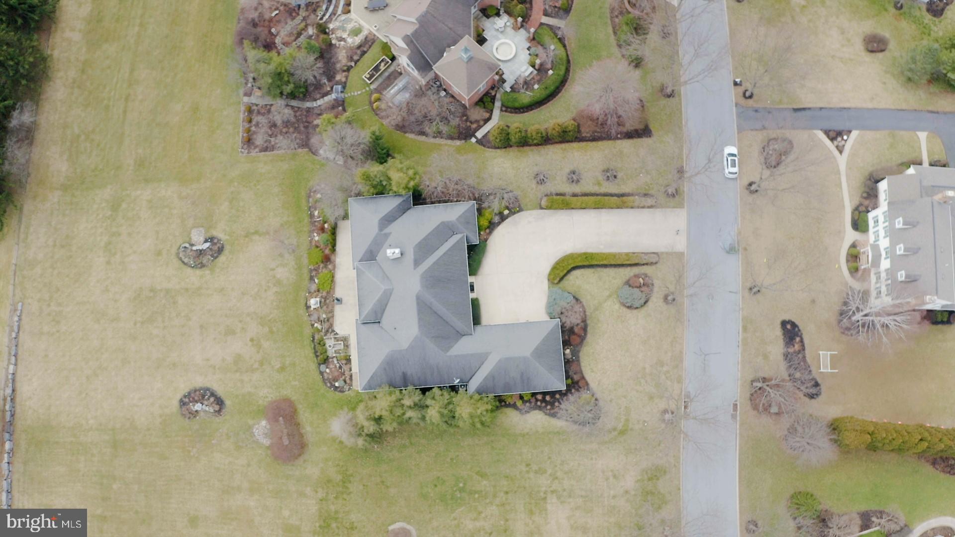 937 GREENBRIAR DRIVE