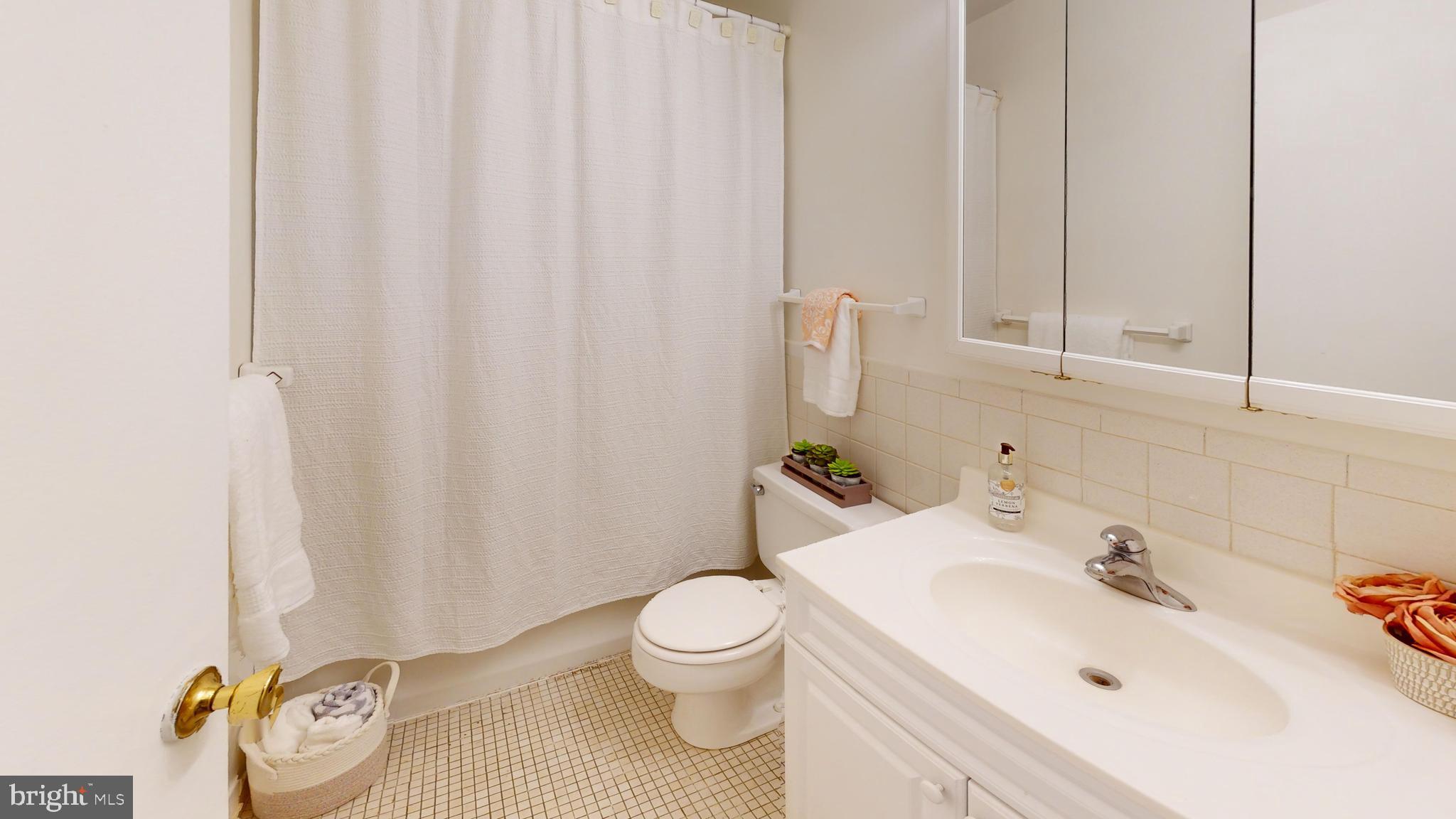 1141 F W AARON DRIVE