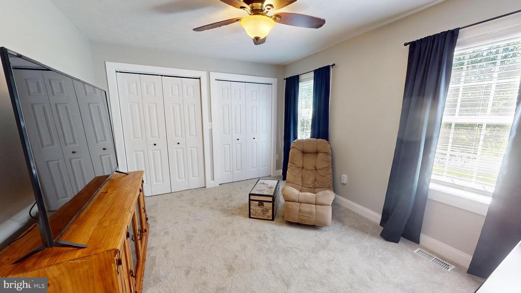 101 BRIAR COURT