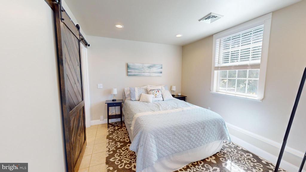 101 BRIAR COURT