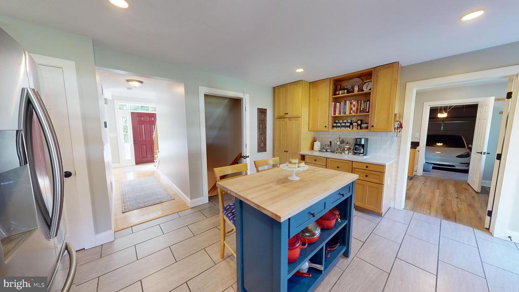 101 BRIAR COURT