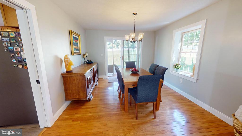 101 BRIAR COURT