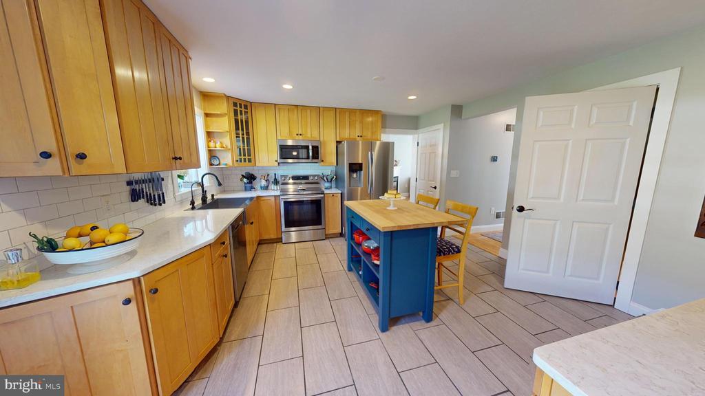 101 BRIAR COURT