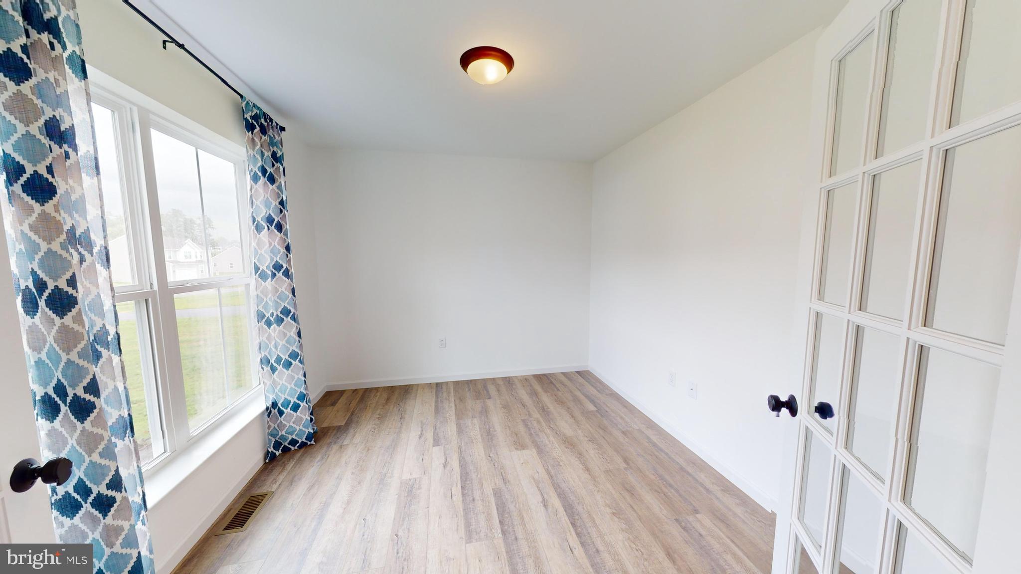 184 SAFFRON BOULEVARD