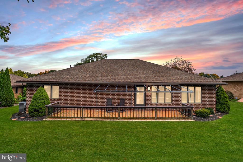 218 HORIZON DRIVE