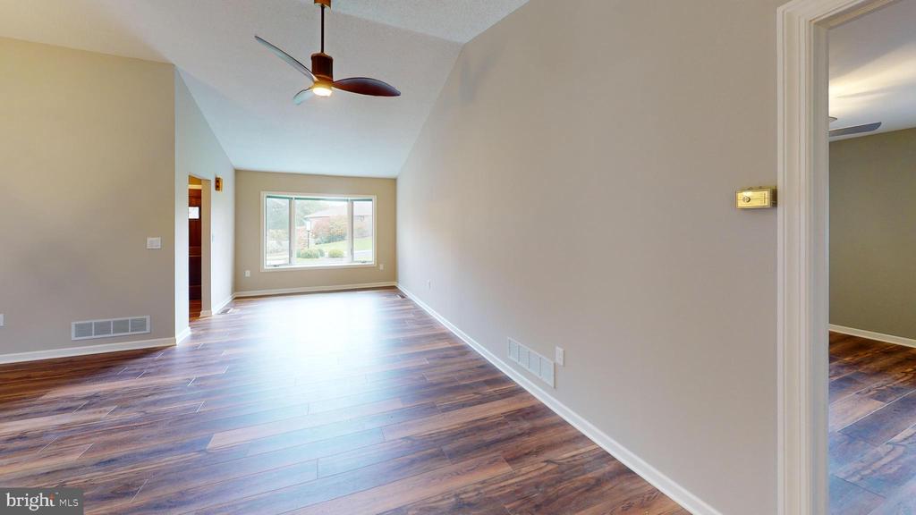 218 HORIZON DRIVE