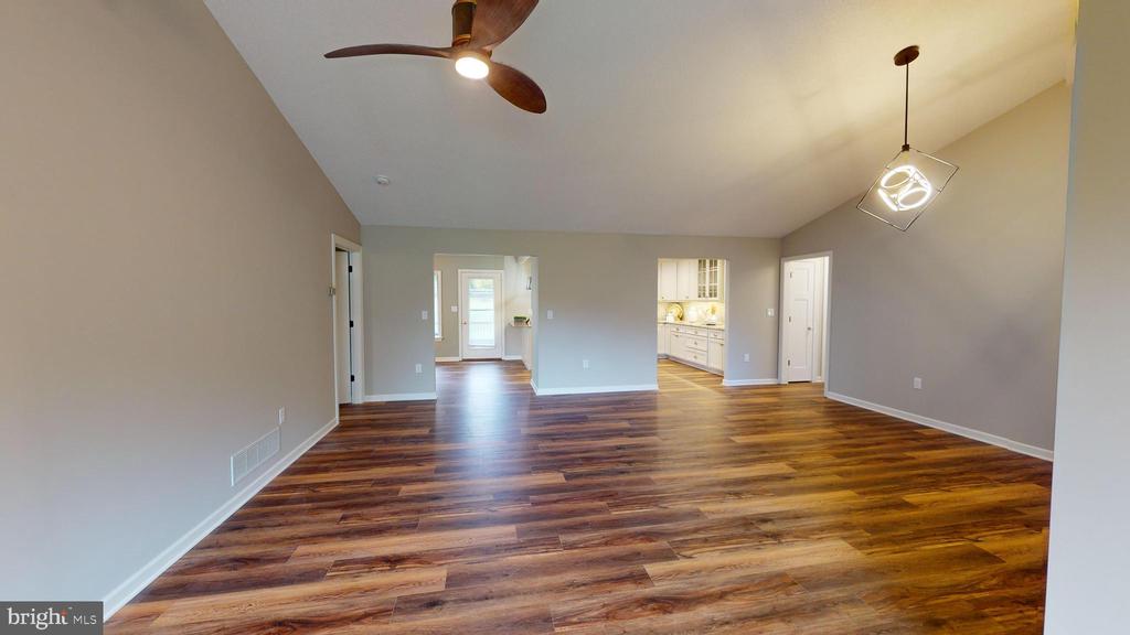 218 HORIZON DRIVE
