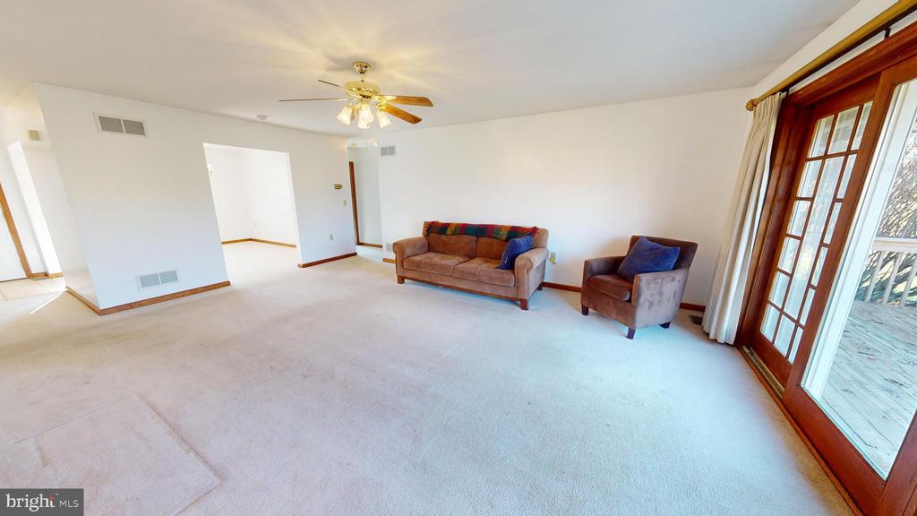 135 AIRPORT ROAD