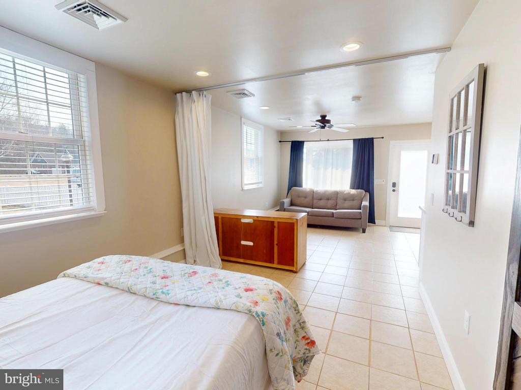 101 BRIAR COURT