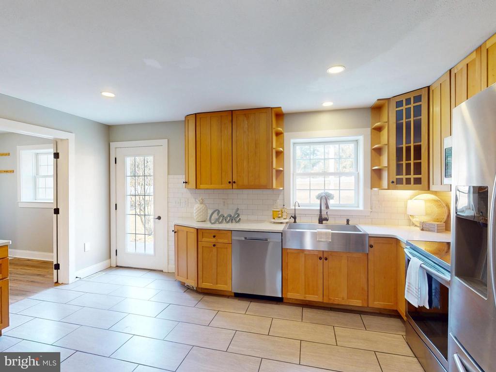 101 BRIAR COURT