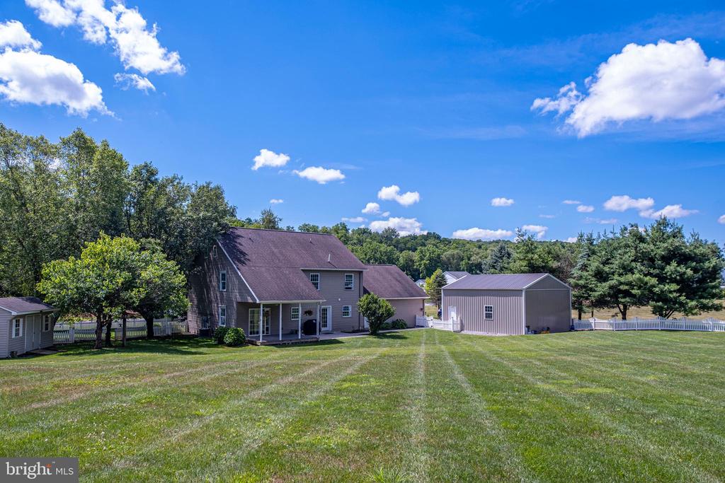 101 BRIAR COURT