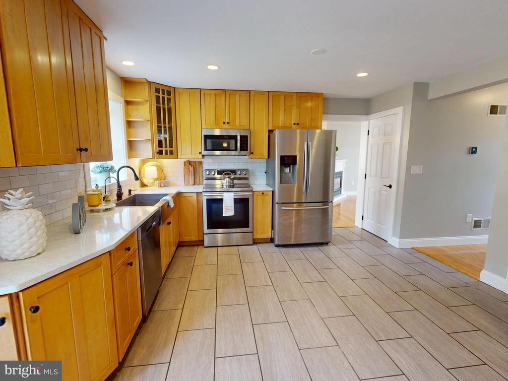 101 BRIAR COURT