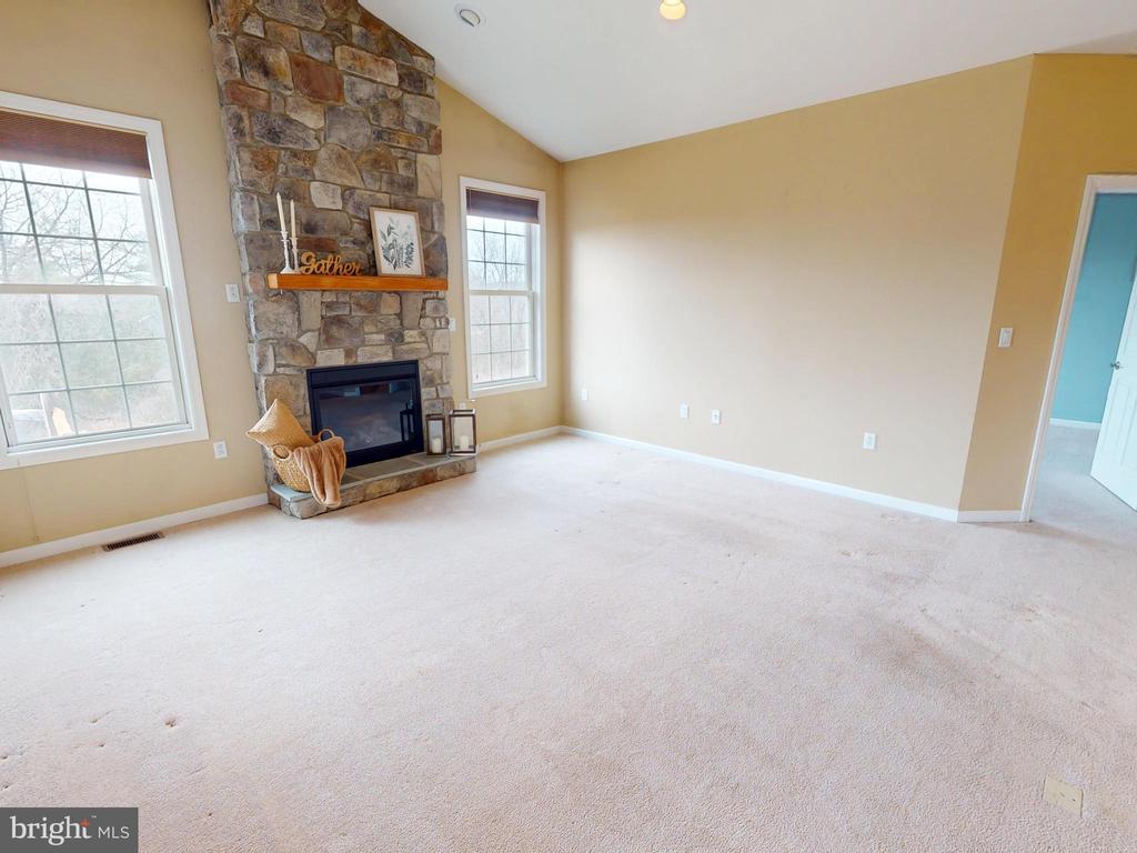 124 MIDWAY DRIVE