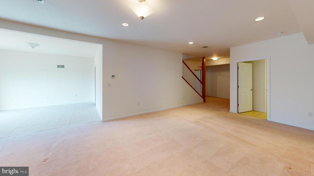124 MIDWAY DRIVE
