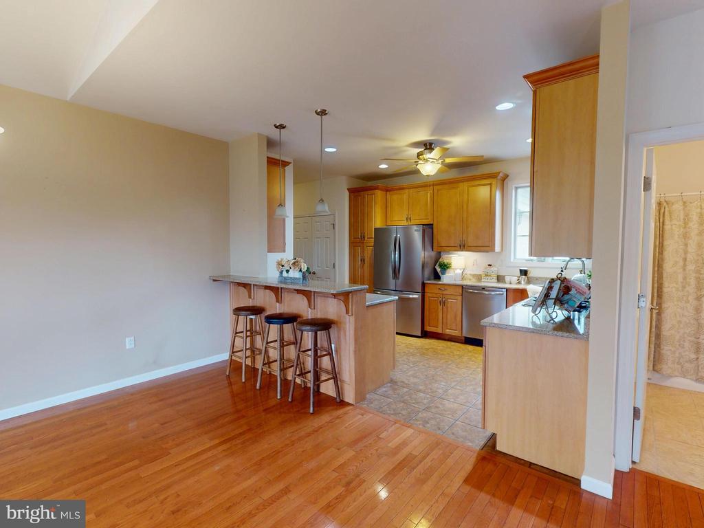 124 MIDWAY DRIVE