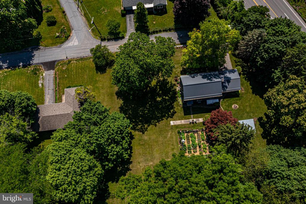 101 HILLVIEW AVENUE