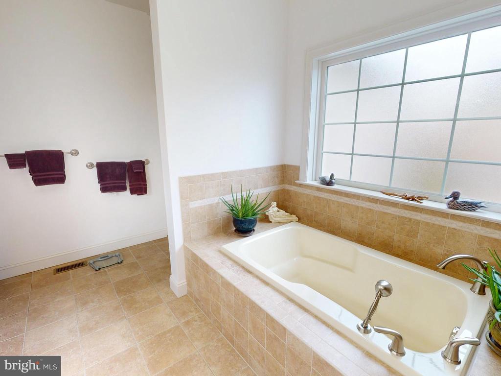 1333 JOANNA DRIVE
