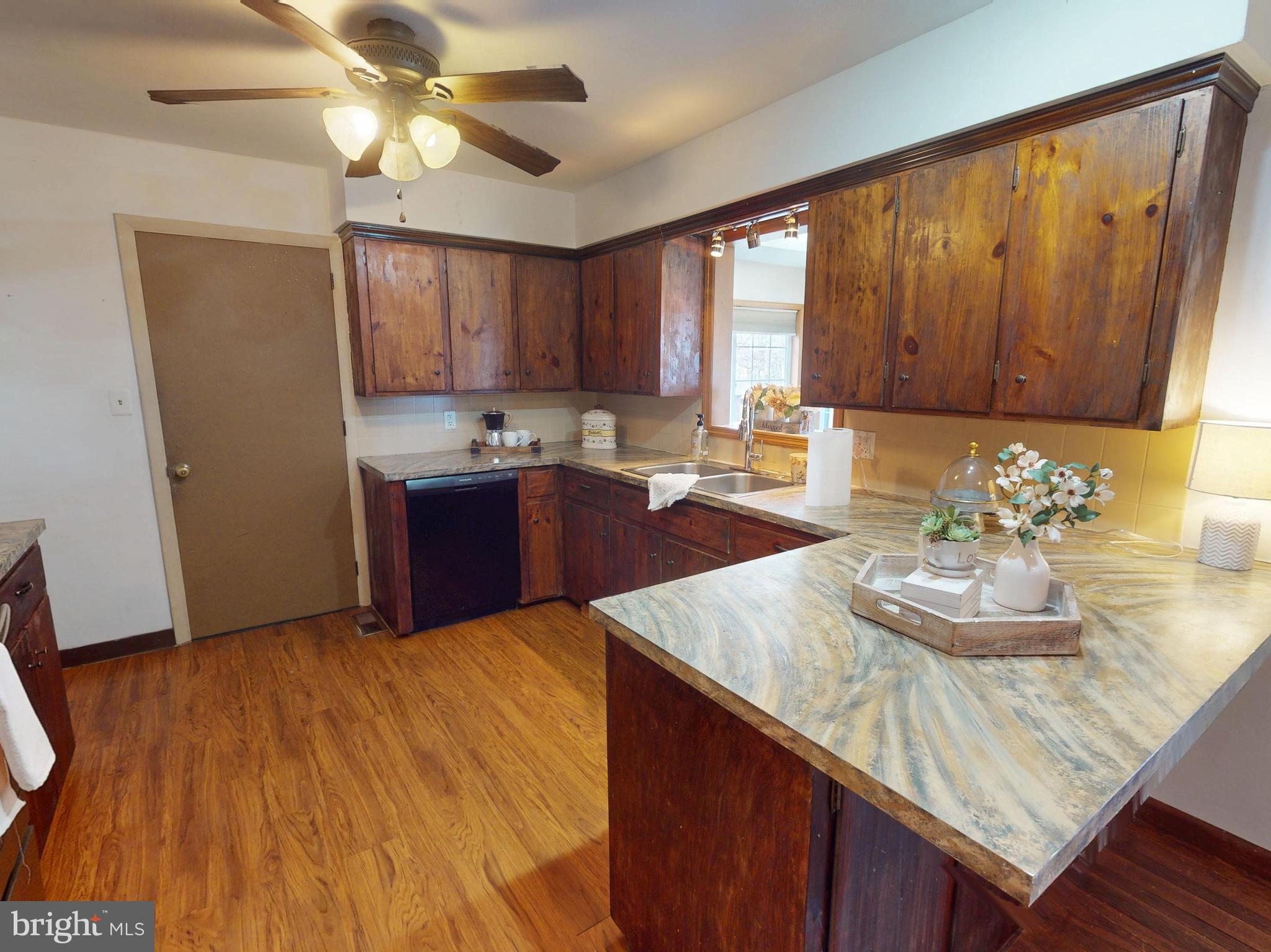 4807 W WHITEHALL ROAD