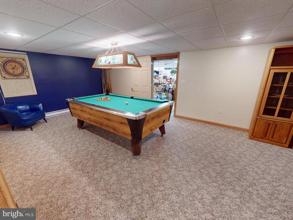 210 WALKER CROSSING