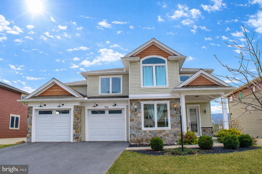 194 DEREK DRIVE