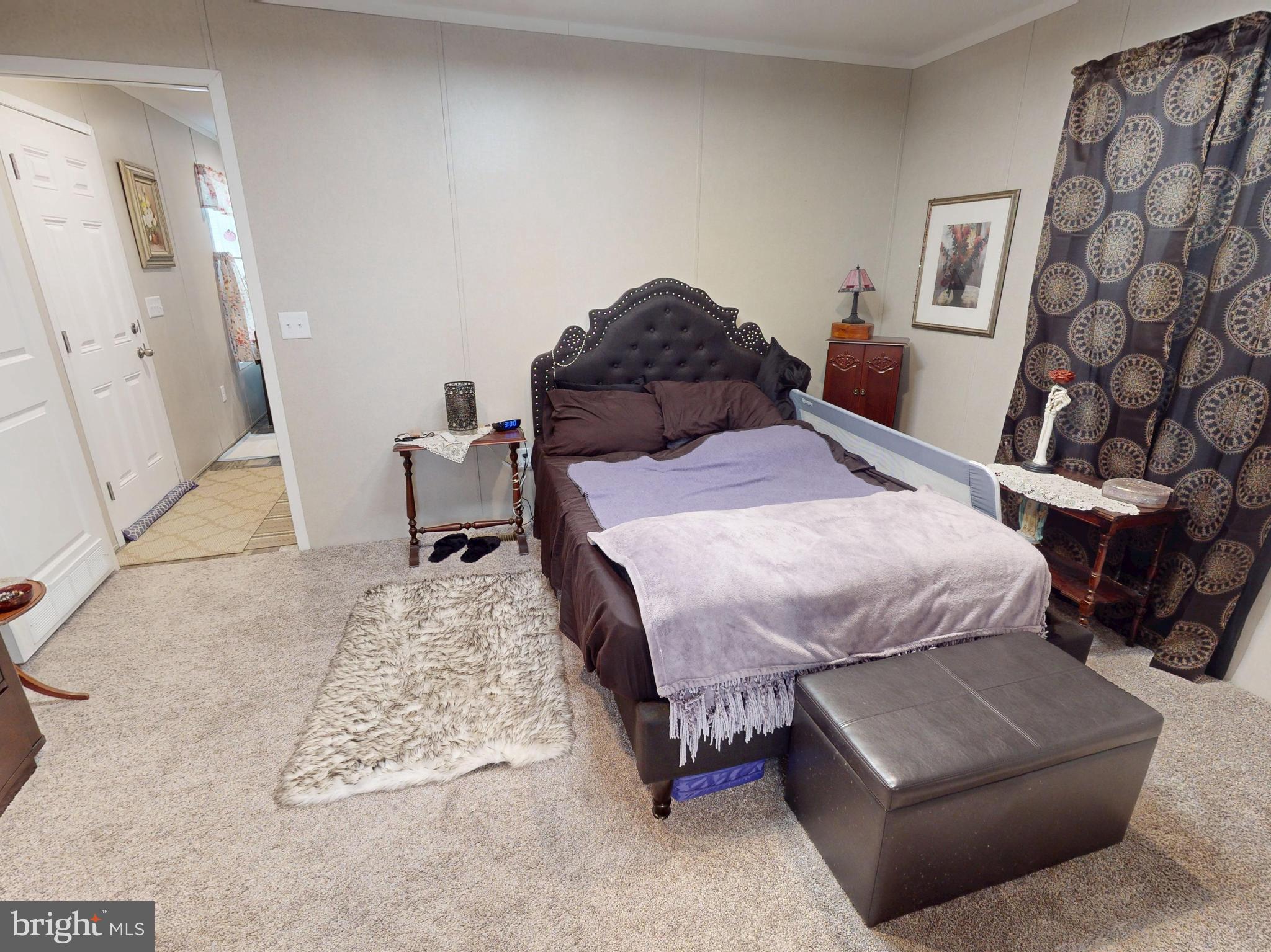 642 MAPLE DRIVE