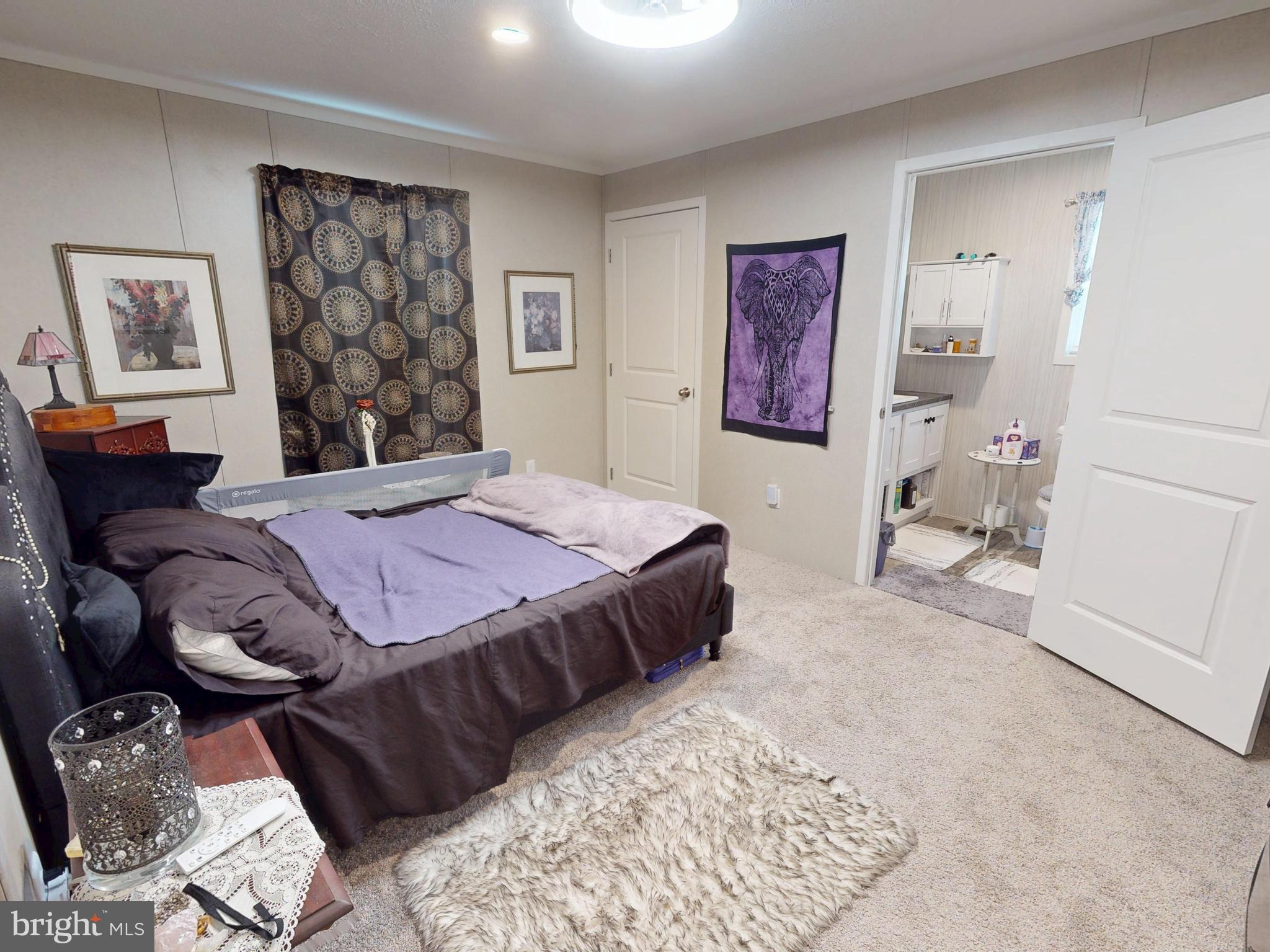 642 MAPLE DRIVE