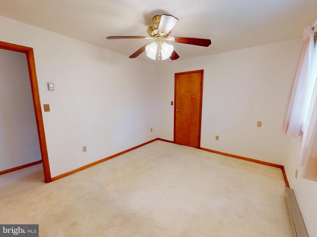 169 LINCOLN LANE