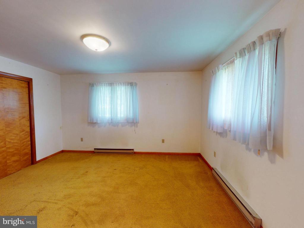 169 LINCOLN LANE