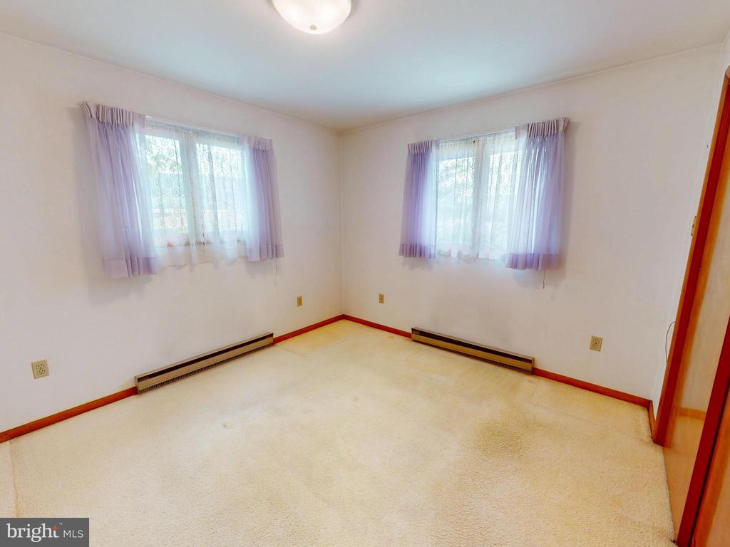 169 LINCOLN LANE