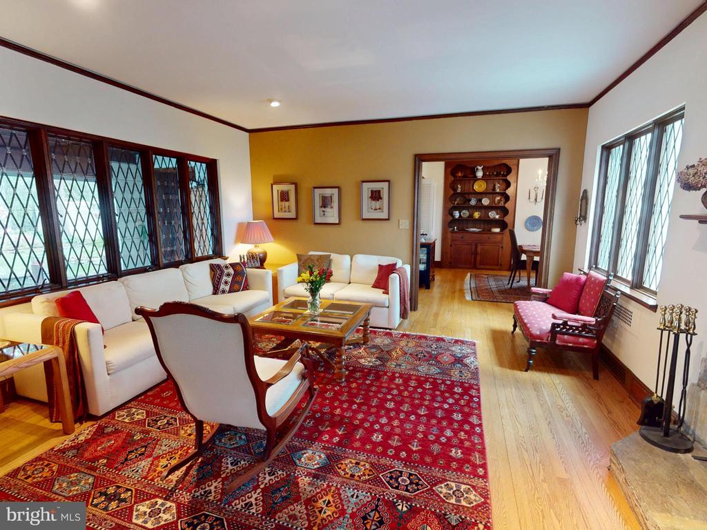 439 W PARK AVENUE
