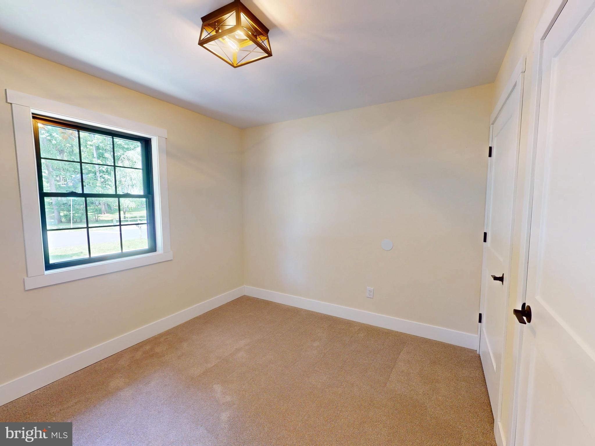 654 DEVONSHIRE DRIVE