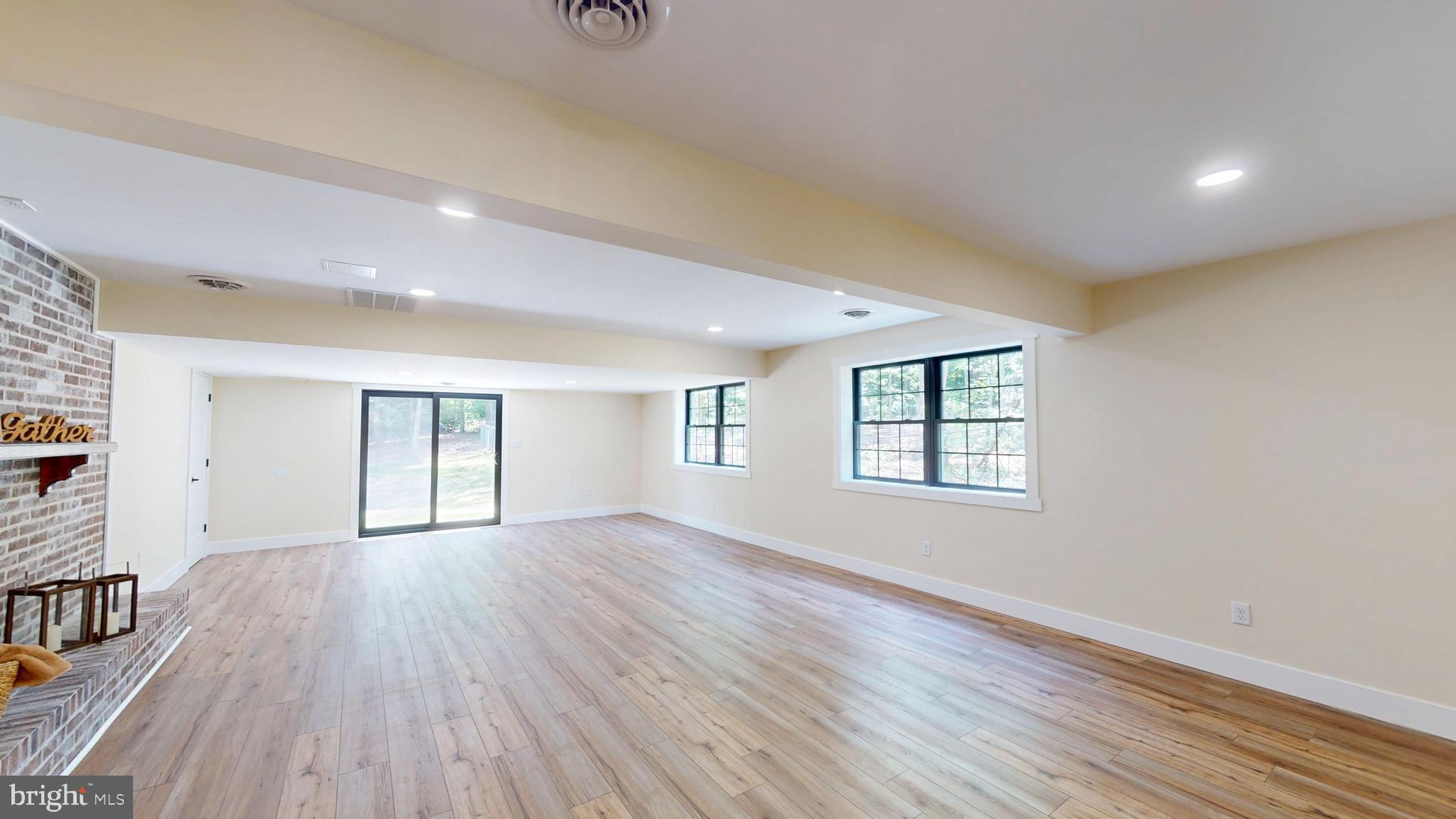 654 DEVONSHIRE DRIVE