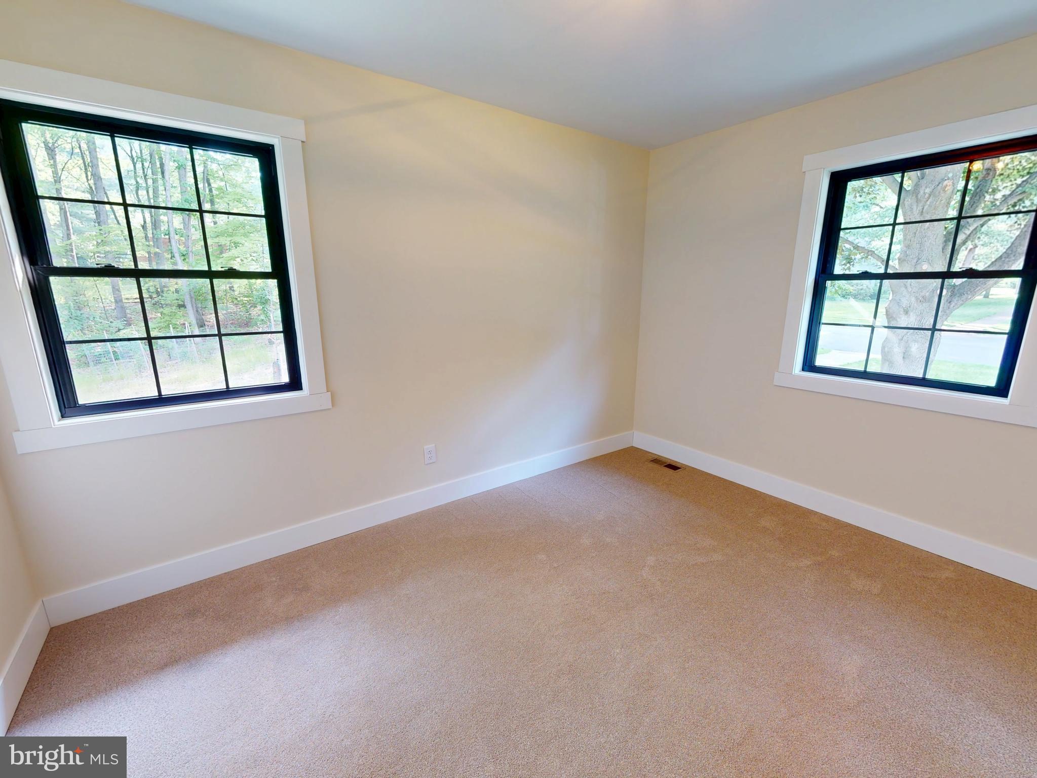 654 DEVONSHIRE DRIVE