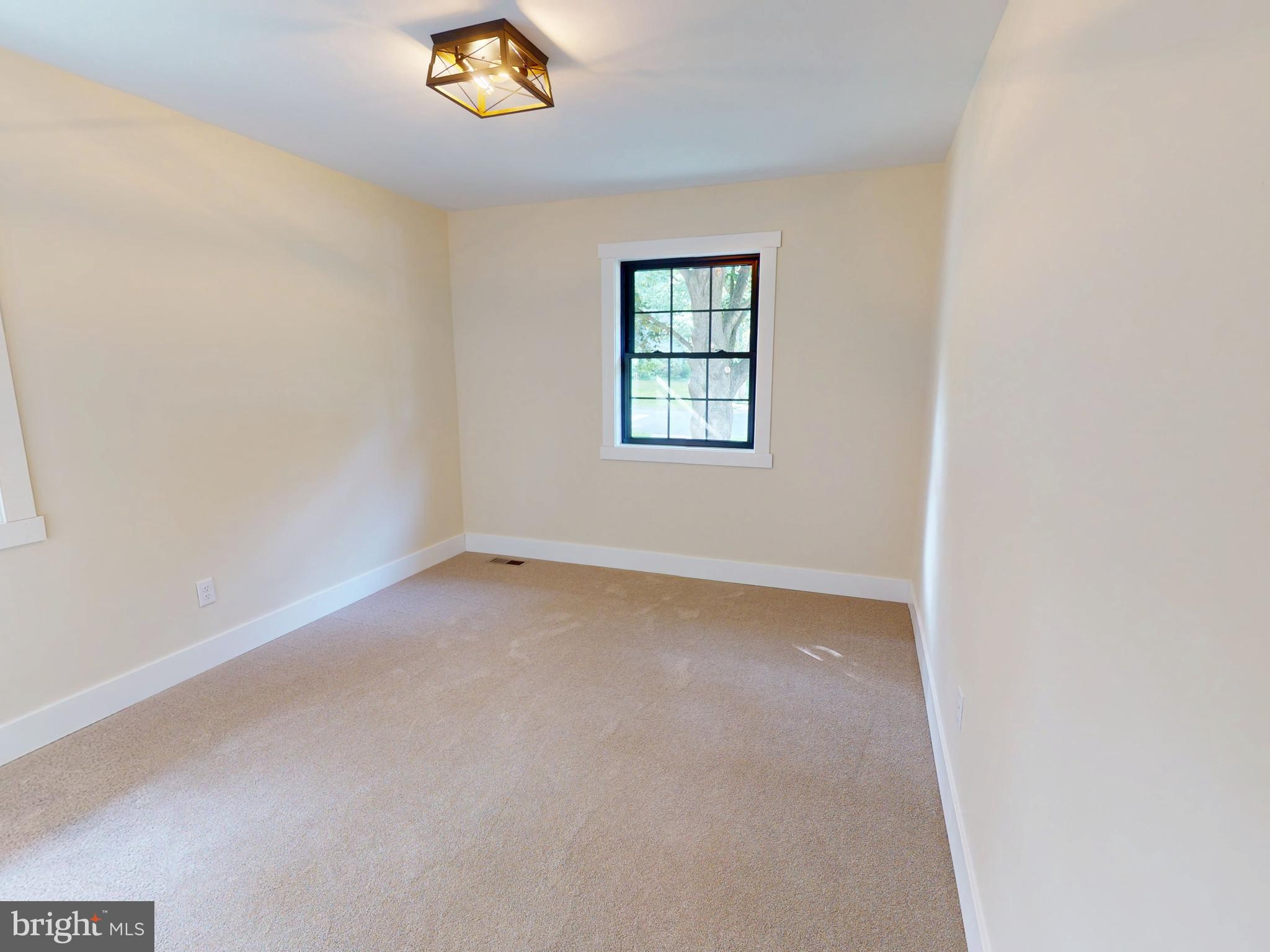 654 DEVONSHIRE DRIVE