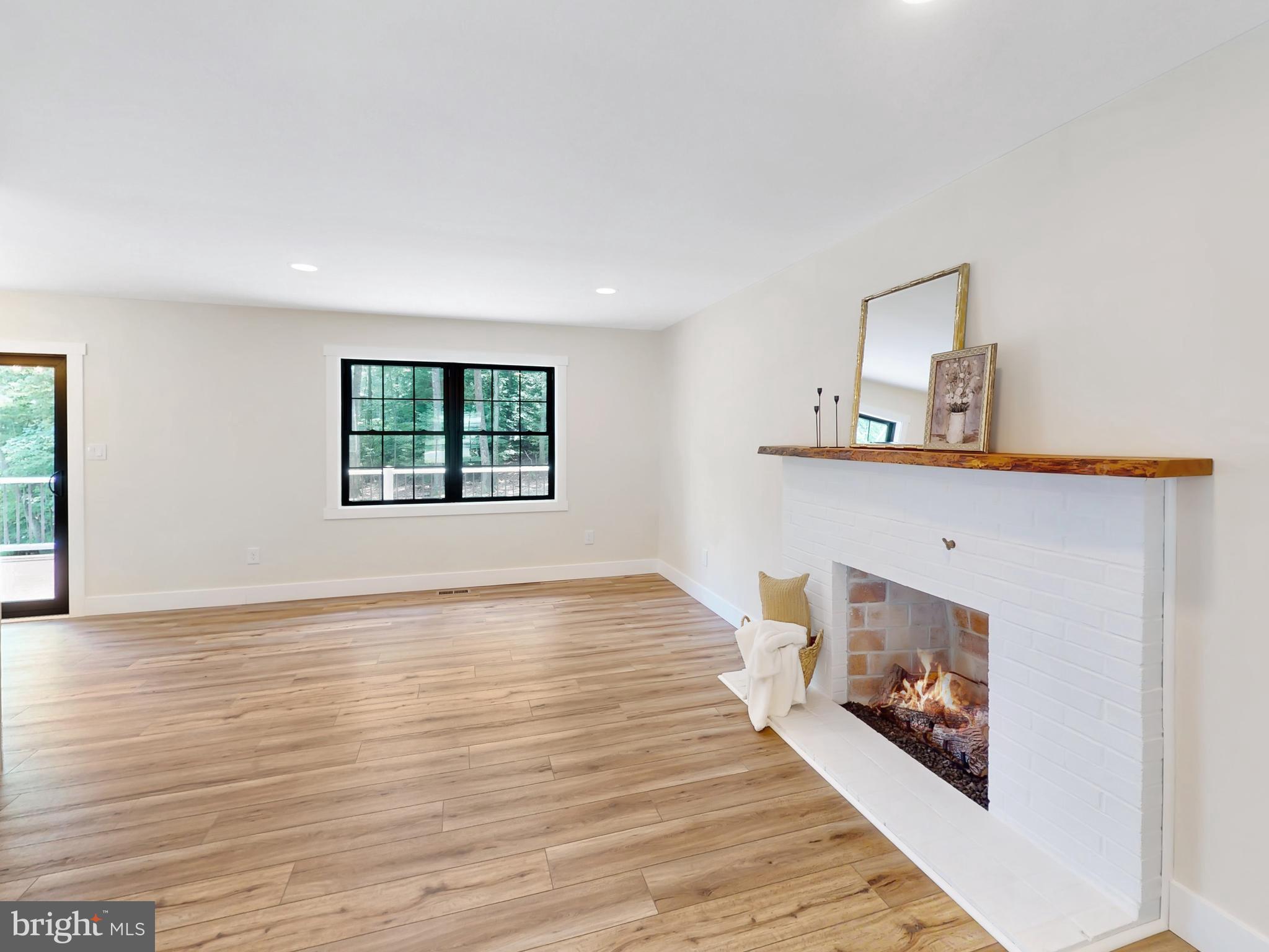 654 DEVONSHIRE DRIVE