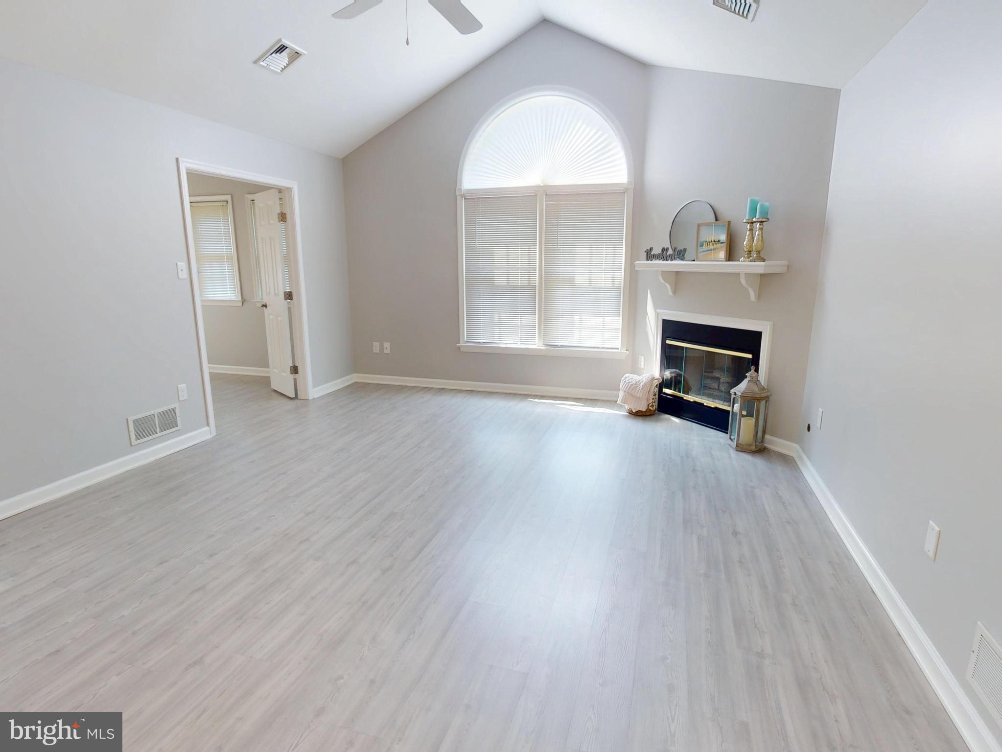 3301 SHELLERS BEND 943