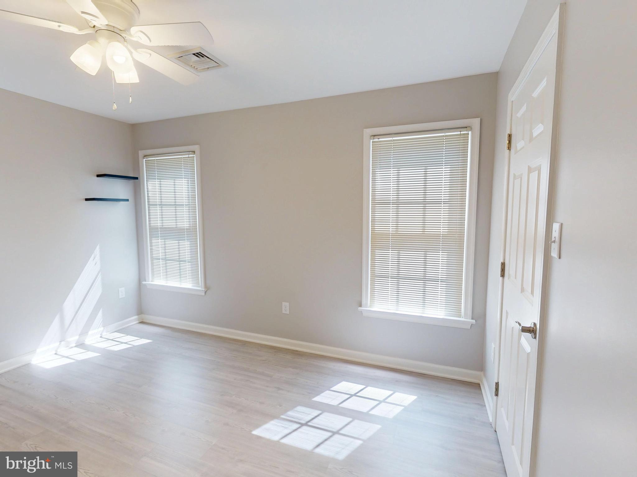 3301 SHELLERS BEND 943