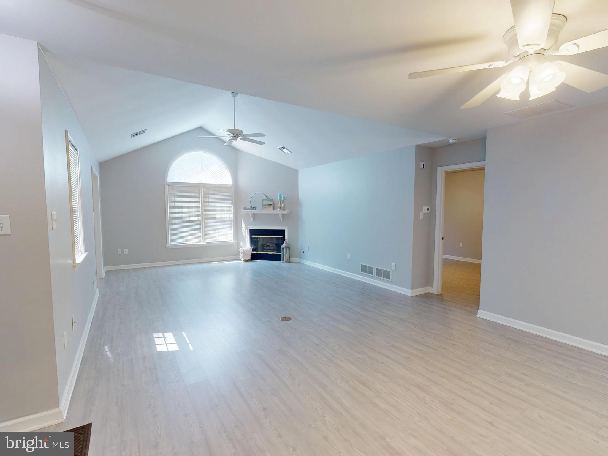 3301 SHELLERS BEND 943