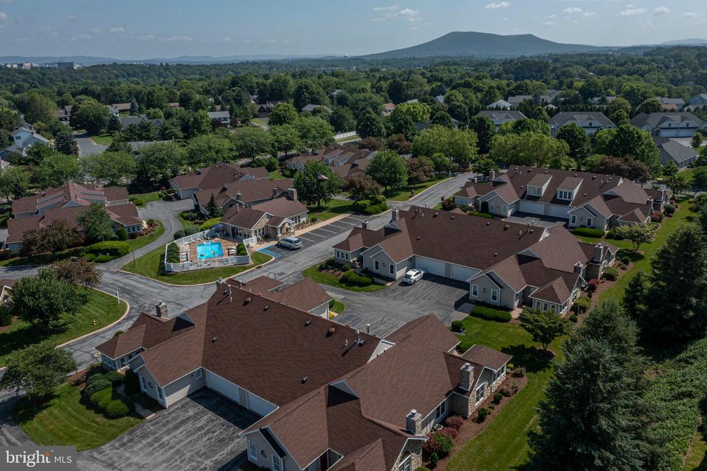 3301 SHELLERS BEND 943