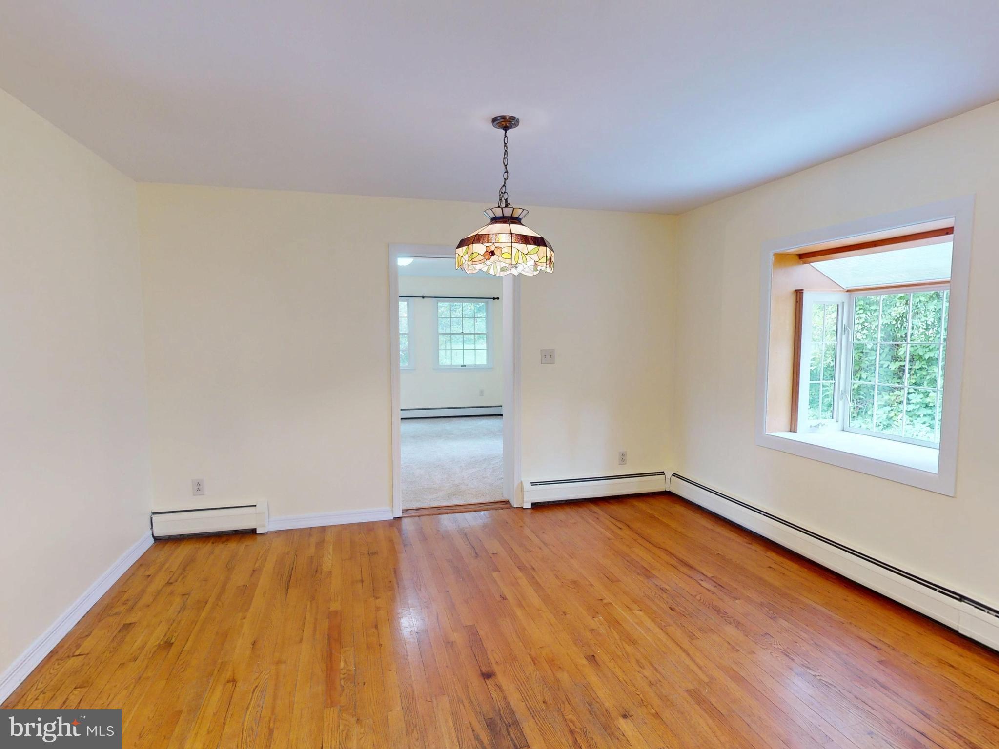 102 W MARYLYN AVENUE