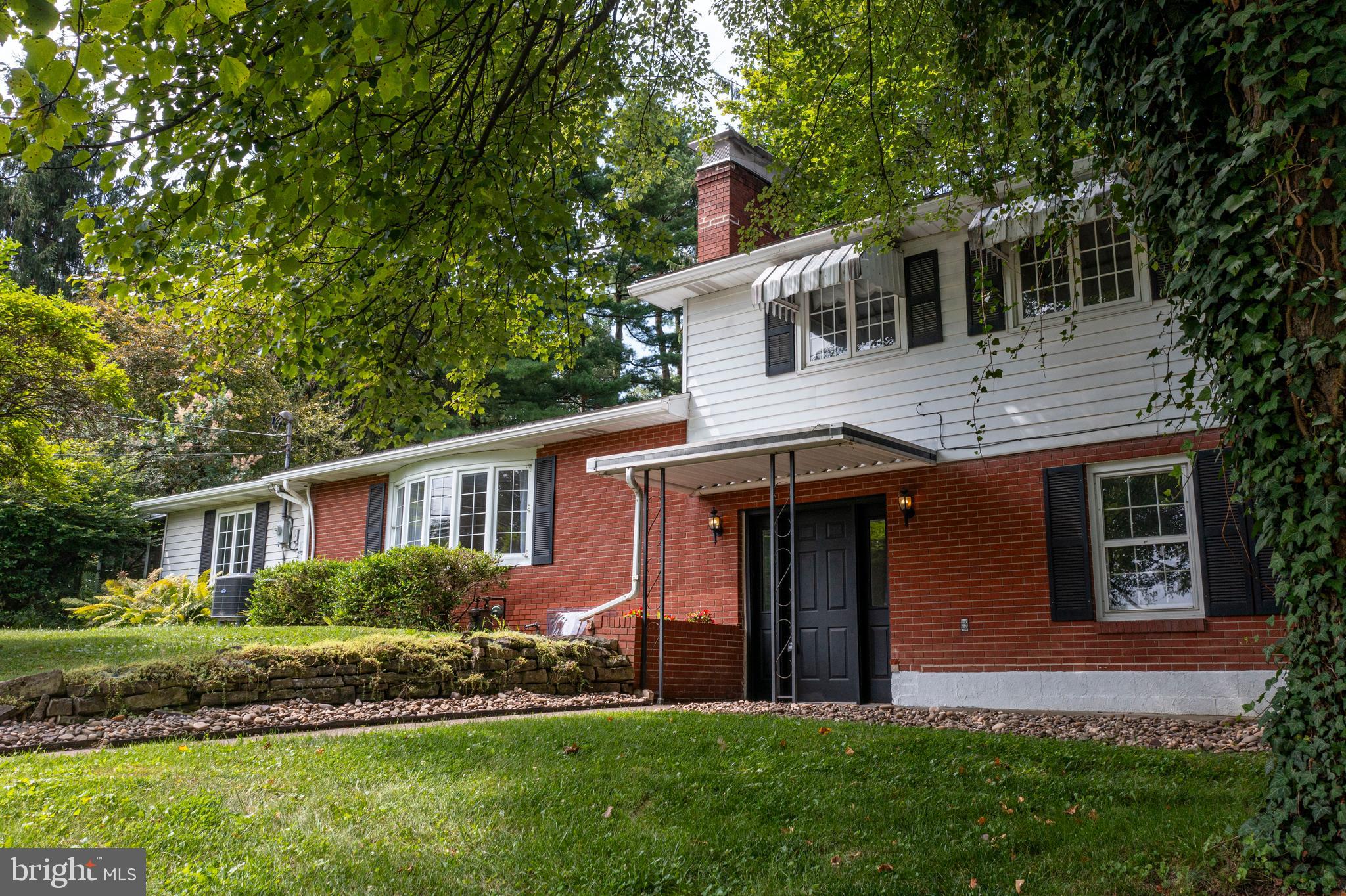 102 W MARYLYN AVENUE