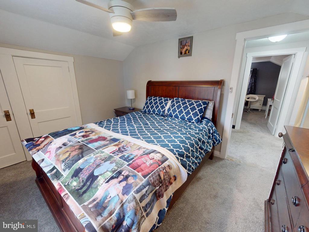 157 LONG STREET