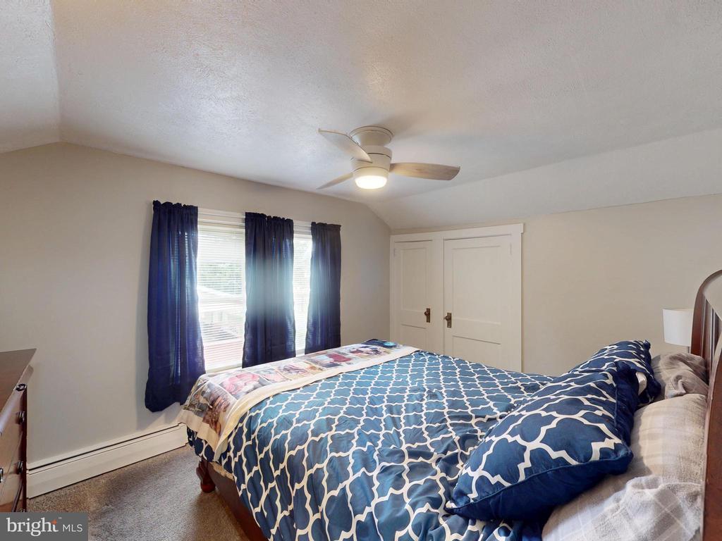 157 LONG STREET