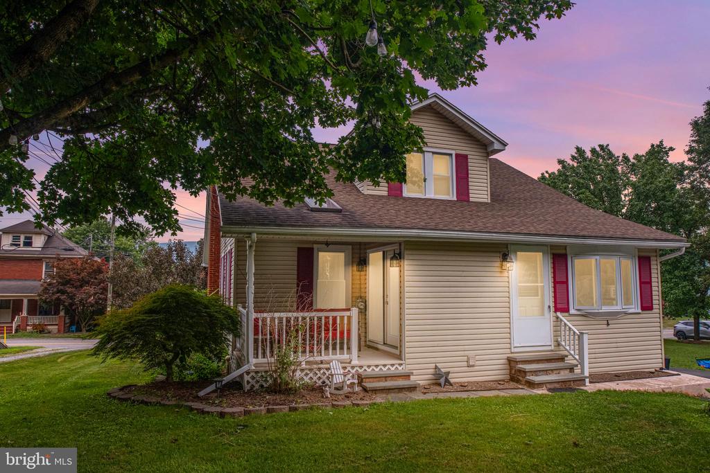 157 LONG STREET