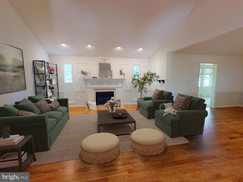 128 COLONIAL COURT