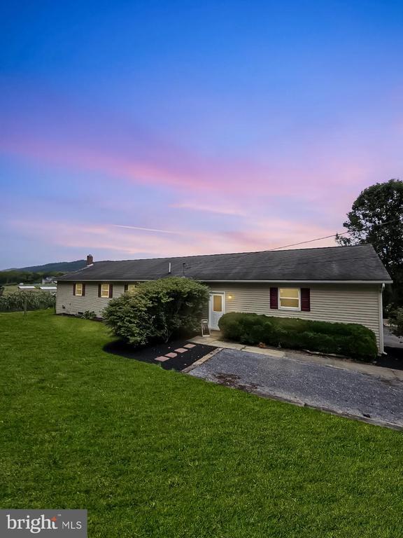 129 WALKER DRIVE