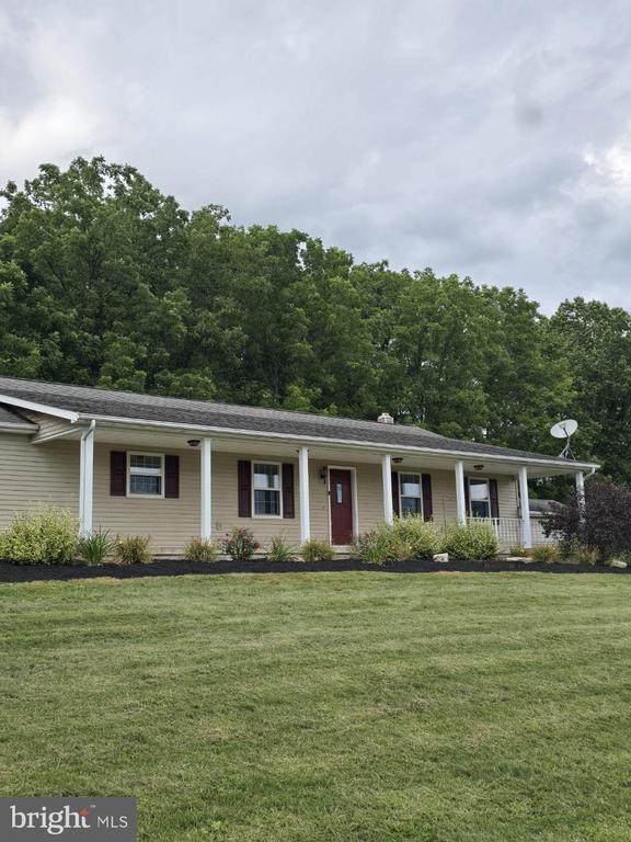 129 WALKER DRIVE