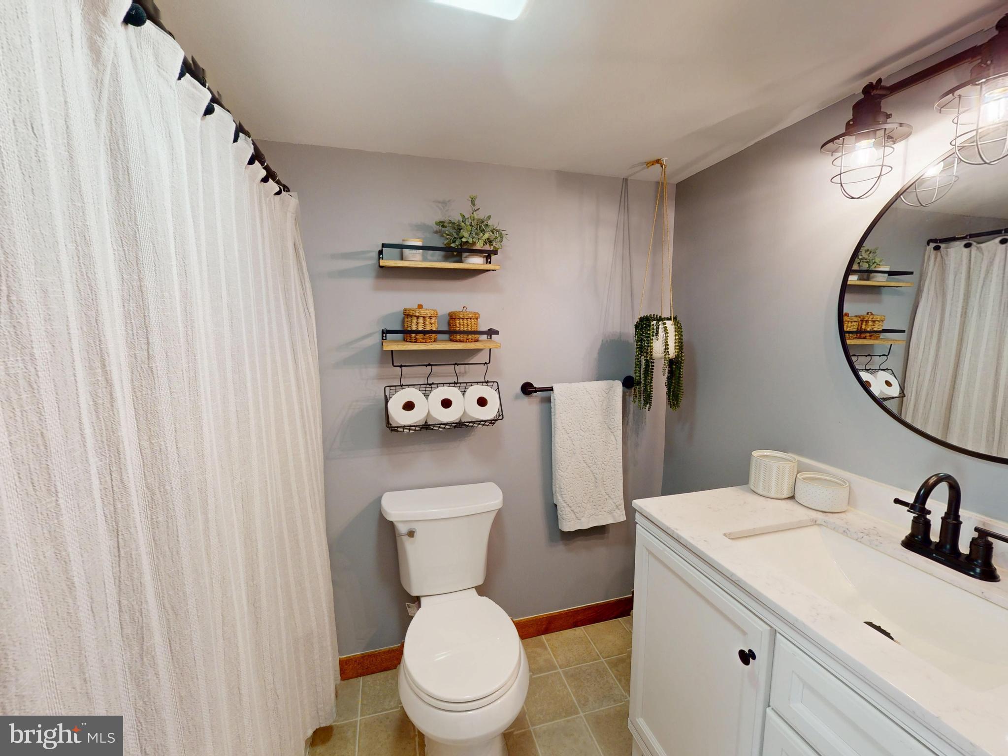 619 N PENNSYLVANIA AVENUE