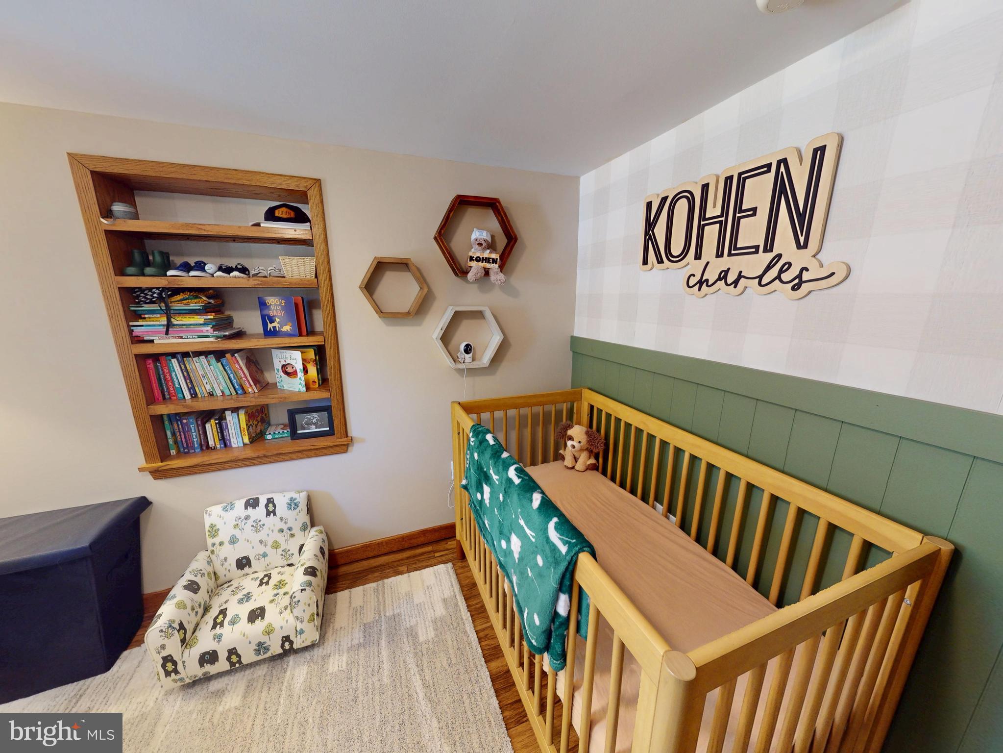 619 N PENNSYLVANIA AVENUE