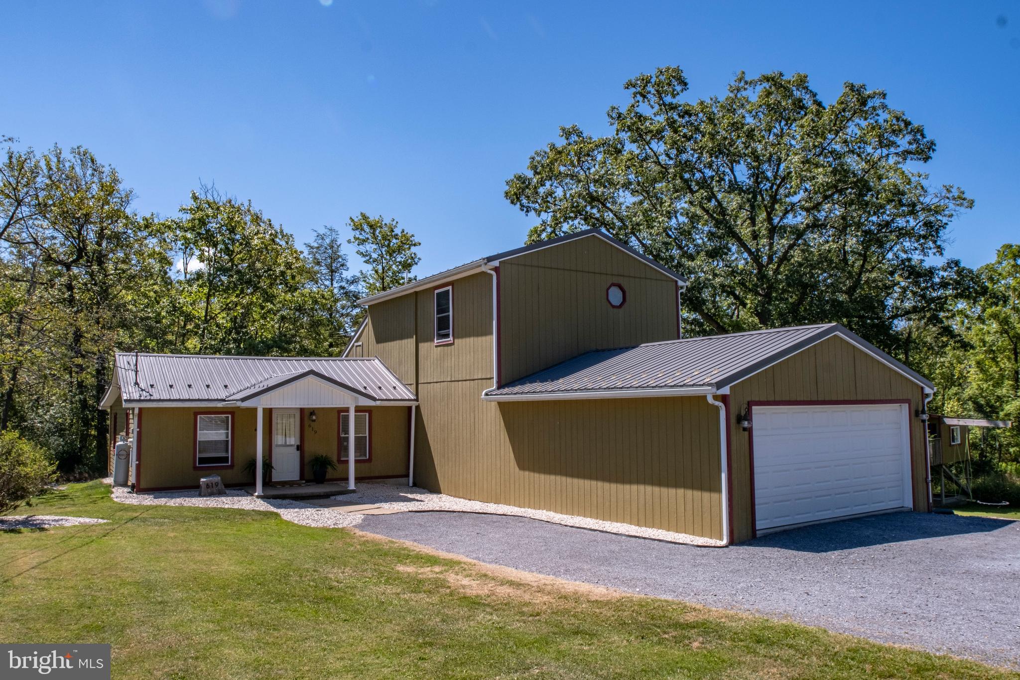 619 N PENNSYLVANIA AVENUE